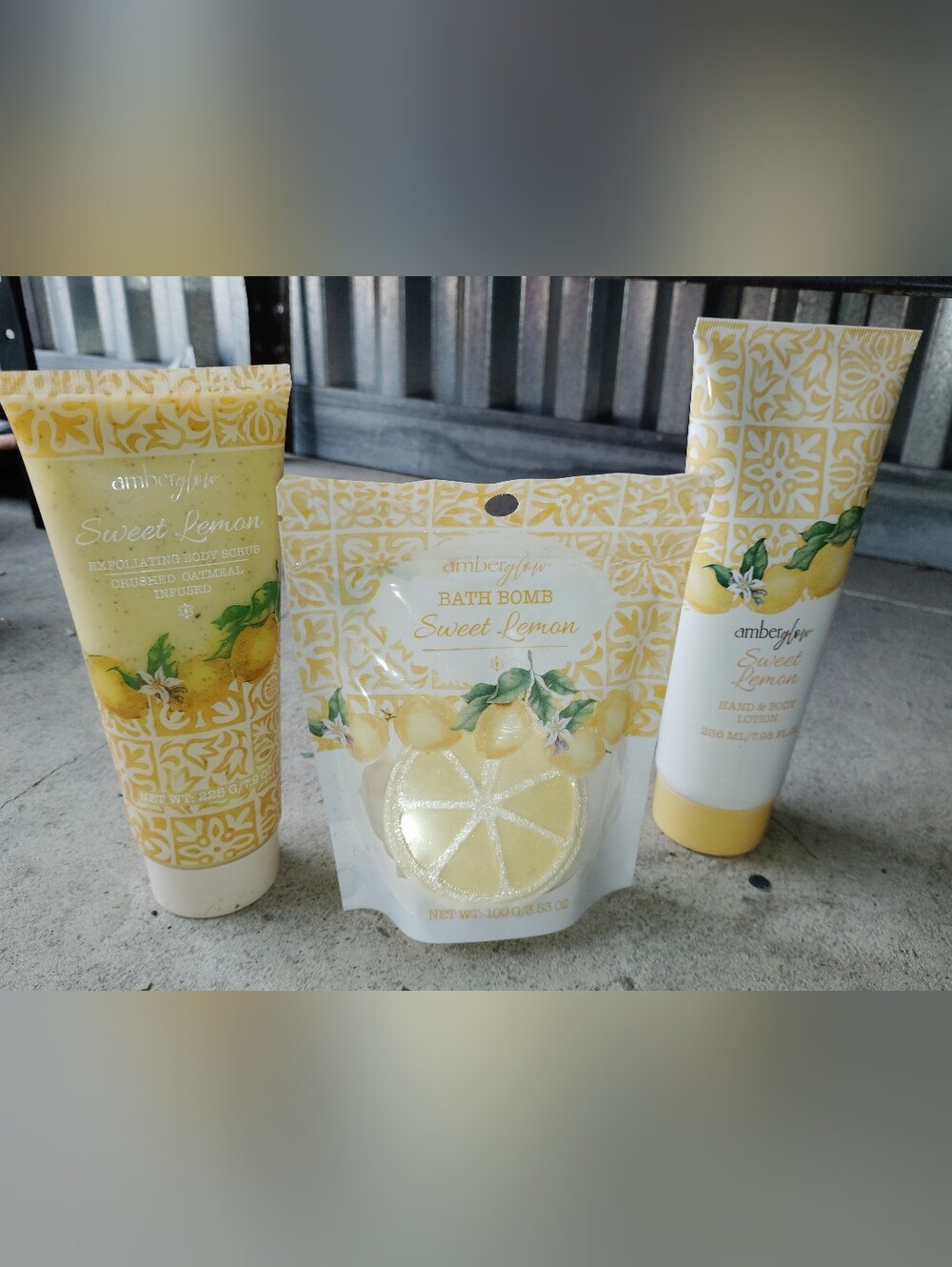 Sweet Lemon Bath Set - Yellow Citrus Soak & Lotion New Women's Bath Set